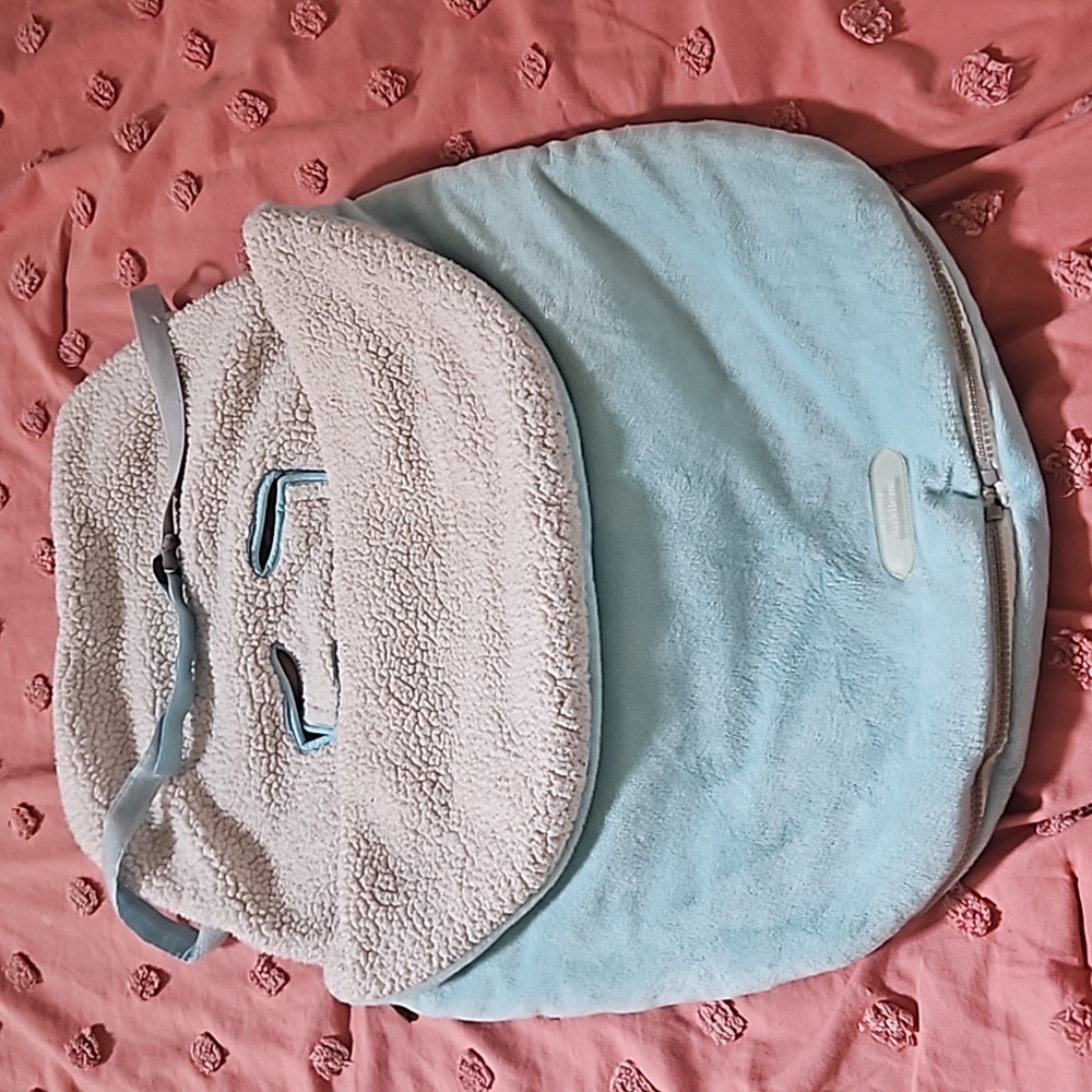JJ Cole Bundleme Baby winter car seat cover sherpa foot muff